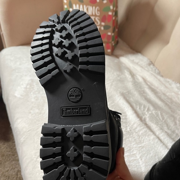 Black Timberland Boots - Picture 3 of 6